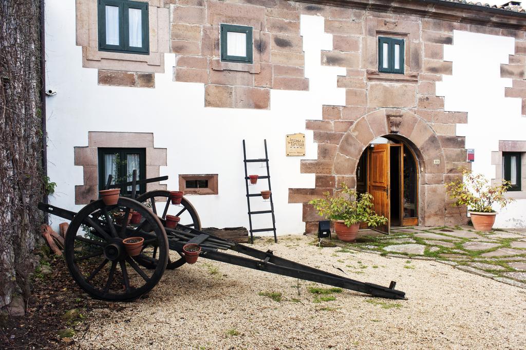 La Casa De Las Brujas Barrio (Cantabria) Exterior foto